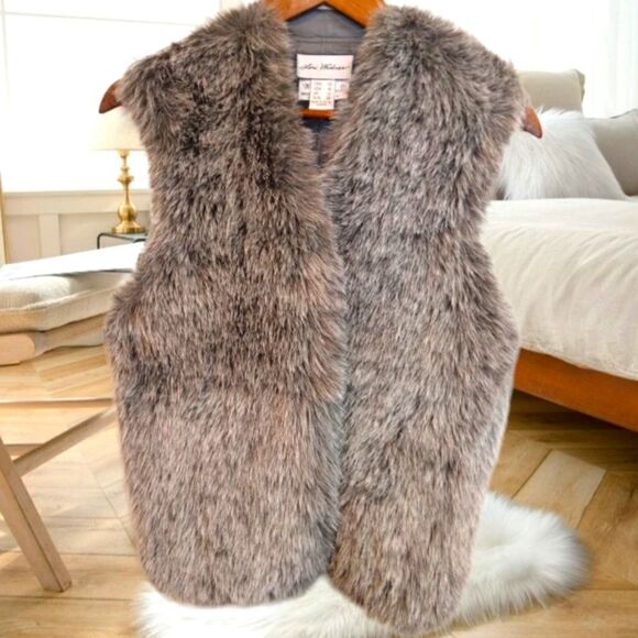 VINTAGE LORI WEIDNER SILVER GREY FAUR FUR VEST SUEDE BACK FAUX FOX HAIR - Picture 2 of 16